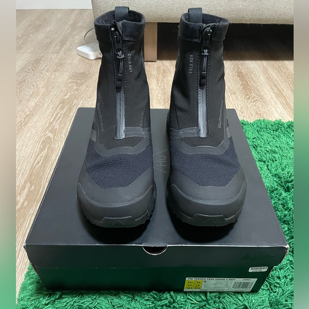 ❌ SOLD ❌ Adidas TERREX Free hiker Cold.RDY high top Pharrell/Human Race collab